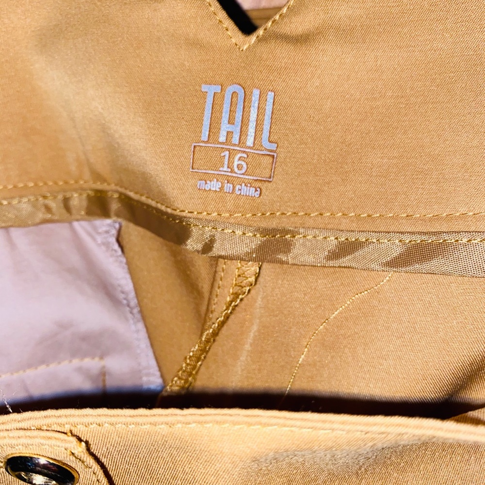 Tail comfort capris,  very nice size 16 - Picture 3 of 4